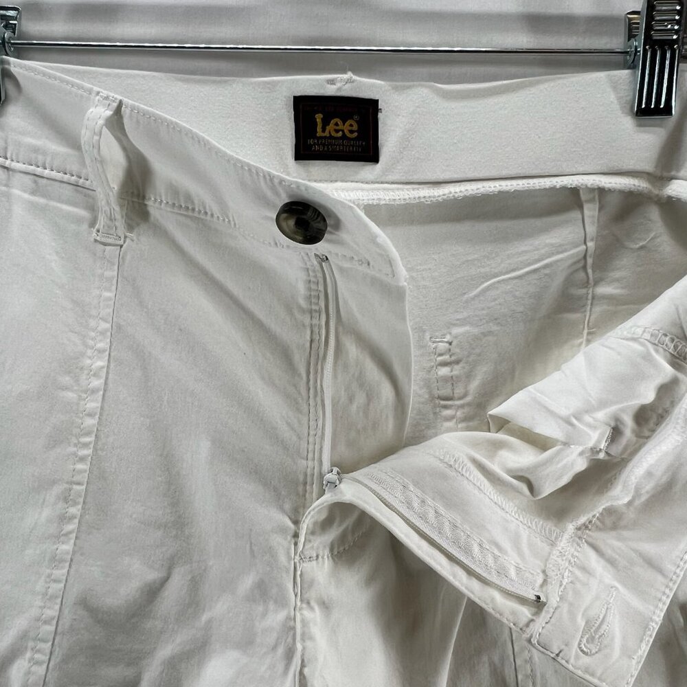 Lee Ultra Lux Comfort Cargo Short Womens 30 High Rise Stretch Relaxed Fit White - Picture 10 of 15
